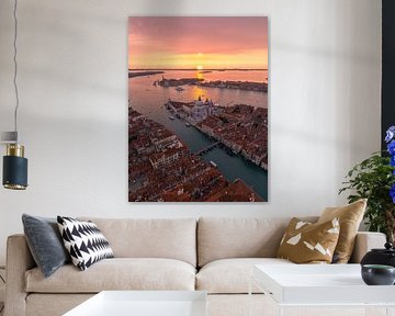 Coucher de soleil sur Venise vu du ciel sur Ewold Kooistra