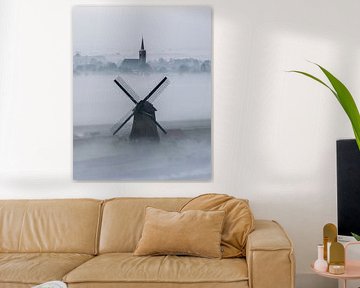 Moulin brumeux près de Schermerhorn au petit matin sur Ewold Kooistra