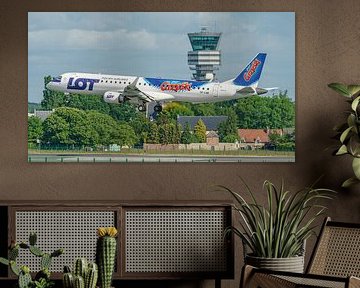 Embraer ERJ-195 LOT Polish Airlines Passagierflugzeug. von Jaap van den Berg