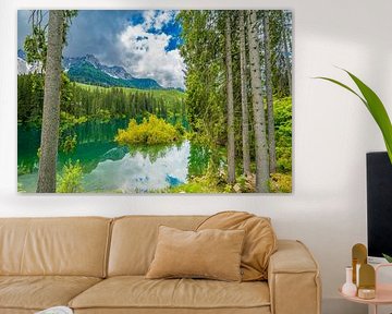 Het Carezzameer in de Dolomieten of Karersee tijdens de lente van Sjoerd van der Wal Fotografie