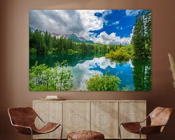 Der Karersee in den Dolomiten oder Karersee im Frühling von Sjoerd van der Wal Fotografie