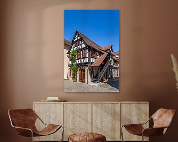 Vakwerkhuis met buitentrap in Tübingen