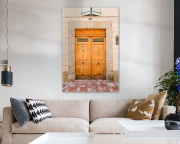 Franse, rustieke deur in Prades, Zuid-Frankrijk van Jasmijn Brussé