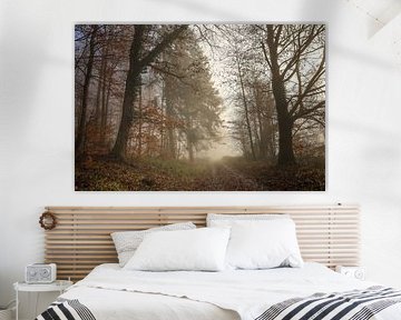 Herfstachtig gemengd bos met mist van BlattArt - Christine Horn