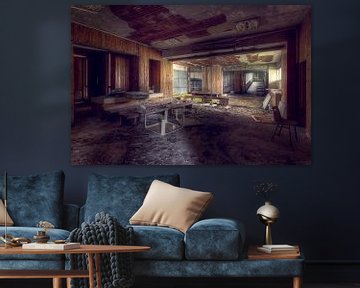 Abandoned Waiting Room in Hospital. by Roman Robroek - Photos of Abandoned Buildings