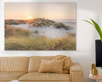 Coucher de soleil sur la plage avec les dunes | photographie de voyage imprimée | Schiermonnikoog, Pays-Bas