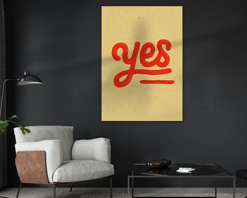 Minimalistische Typografie: Rotes Yes auf Beige von Niklas Maximilian