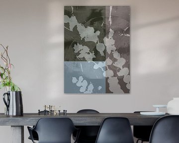 Botanical art in neutral colours. Flowers on taupe, blue, grey by Dina Dankers