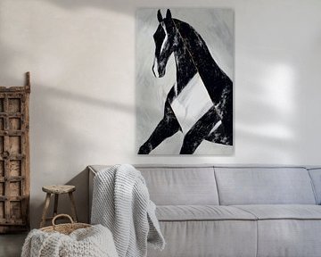 Cheval géométrique en mouvement