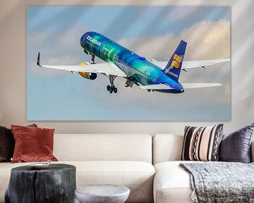 Icelandair Boeing 757-200 mit Hekla Aurora-Lackierung.