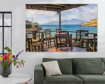 Terrasse mit Meerblick  auf Kreta in Griechenland