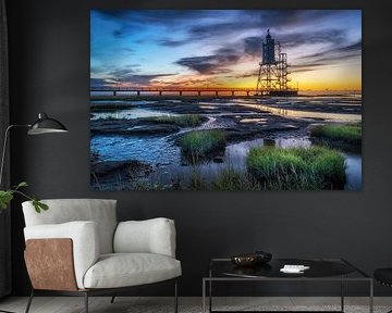 Stille am Wattenmeer – Der Leuchtturm Obereversand bei Sonnenuntergang