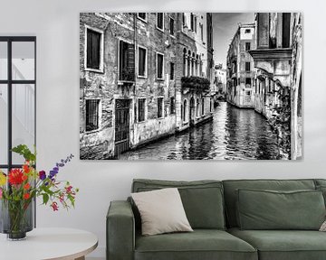Venetie Italy,  Digitale kunst III in zwartwit van Watze D. de Haan