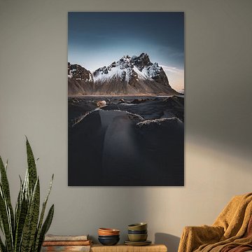 Schwarzer eisiger Strand von Renske Spijkers