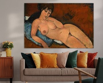 Amedeo Modigliani.  Nude ona Blue Cushion, 1917