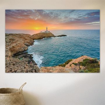 Sonnenaufgang am Faro de Cala Figuera auf Mallorca von Michael Valjak