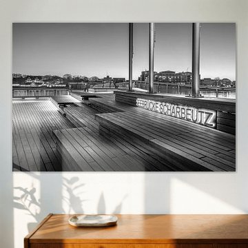 Scharbeutz neue Seebrücke in schwarz-weiß von Manfred Voss, Schwarz-weiss Fotografie