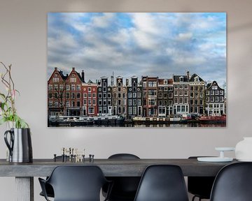 Fassaden am Fluss Amstel in Amsterdam. von Don Fonzarelli