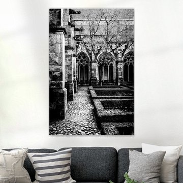 Le Pandhof de la cathédrale Saint-Martin à Utrecht (en noir et blanc) sur André Blom Fotografie Utrecht