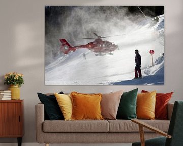 Reddingshelikopter in de sneeuw van Yvs Doh