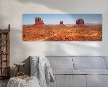 Gorgeous Monument Valley | panoramic view by Melanie Viola