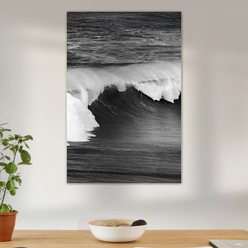 The Power of the Atlantic Ocean – a crashing wave in black and white