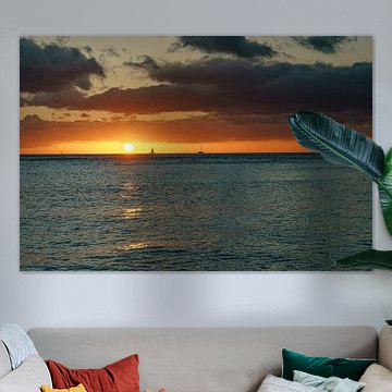 Zonsondergang gezien vanaf Waikiki Beach.