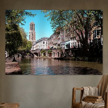 Zicht op de Dom van Utrecht vanaf de werf aan de Oudegracht op een mooie lentedag. (liggend) van André Blom Fotografie Utrecht