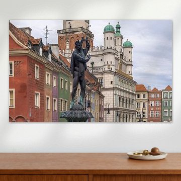 Besuchen Sie das Rathaus und die Statue v's auf dem Alten Markt in Posen, Polen von PhotoCluster