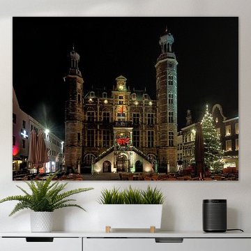 L'hôtel de ville de Venlo illuminé pour les fêtes