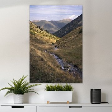 Malerischer Blick auf das Tal in Escunhau, Vall d’'-Aran, bei Tageslicht von PhotoCluster