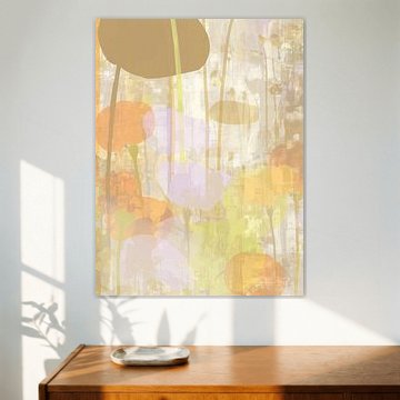 Sanfte botanische Abstraktion in Pastell- und Erdtönen