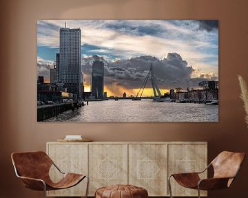 Skyline Rotterdam in uniek weer van Prachtig Rotterdam