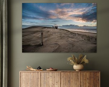 Zonsondergang nederlands strand. 