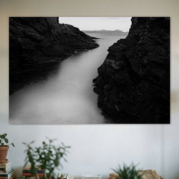 A cove in the rocks near Saint-Aygulf,