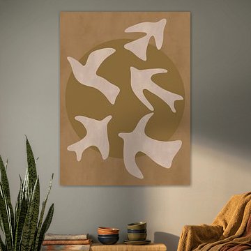 Tableau mural minimaliste et abstrait de style bohème représentant un oiseau et un soleil, couleur ocre I sur Dina Dankers