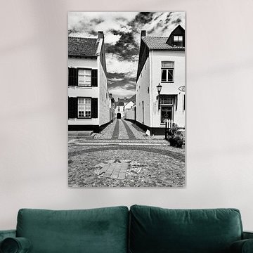 Thorn en noir et blanc : une photographie de rue intemporelle de la « Petite Ville Blanche » sur eric van der eijkj