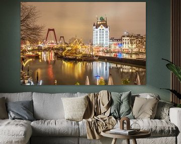 Oude Haven Rotterdam feestelijk verlicht in de nacht. van Ad Van Koppen Fotografie