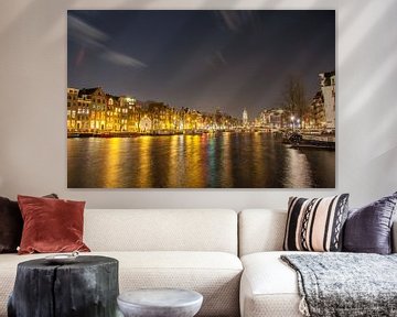 Amstel richting Halvemaansbrug te Amsterdam by Ad Van Koppen Fotografie