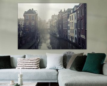 Mist boven de Oudegracht in Utrecht bij de Lichte Gaard by De Utrechtse Grachten