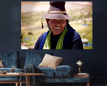 Peruaanse vrouw in de Valle de Colca van Blijvanreizen.nl Webshop