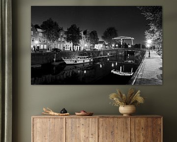 De Brede Haven van Den Bosch met verlichte ophaalbrug  van Jasper van de Gein Photography