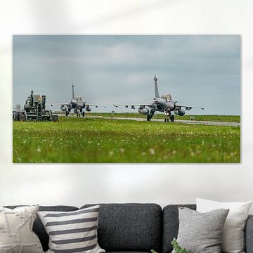 Zwei Kampfflugzeuge vom Typ Dassault Rafale B der „Armée de l’'’Air“.