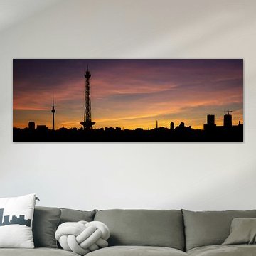 Berlin City Skyline Panorama Silhouette im Sonnenaufgang