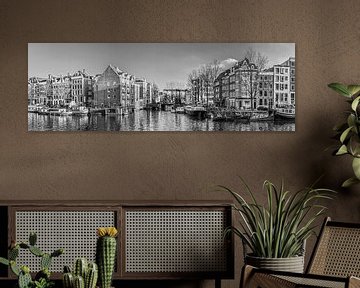 Oude schans Amsterdam centrum, Nederland. Zwart wit