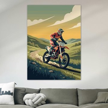 Ein Motocross-Fahrer fährt auf einem Feldweg durch die grünen, golden schimmernden Hügel der Landschaft