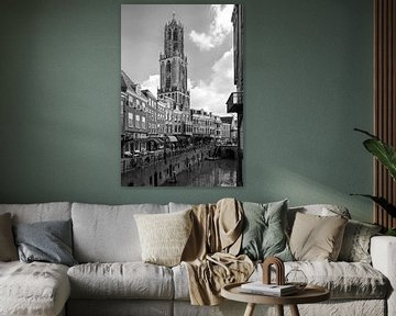 De Dom van Utrecht gezien vanaf de Stadhuisbrug in zwartwit van André Blom Fotografie Utrecht