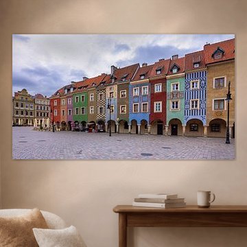 Het kleurrijke Rynek marktplein in Poznan, Polen