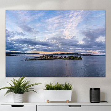 Eiland ’s ochtends in de Oslofjord bij Oslo, Noorwegen van Rico Ködder