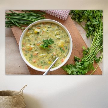 Une soupe printanière saine et faite maison, selon la recette de grand-mère sur Angelika Heine